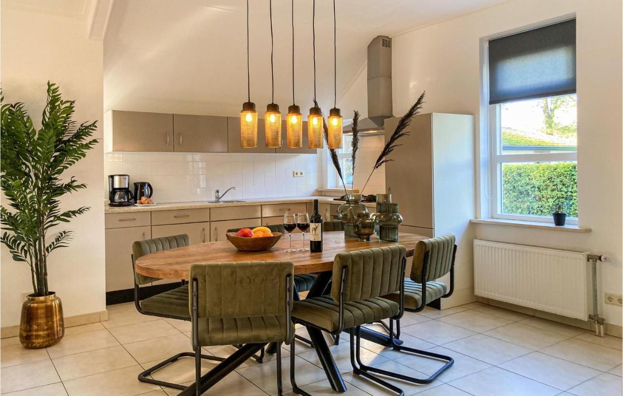Nice Home In Putten With Kitchen Exterior foto