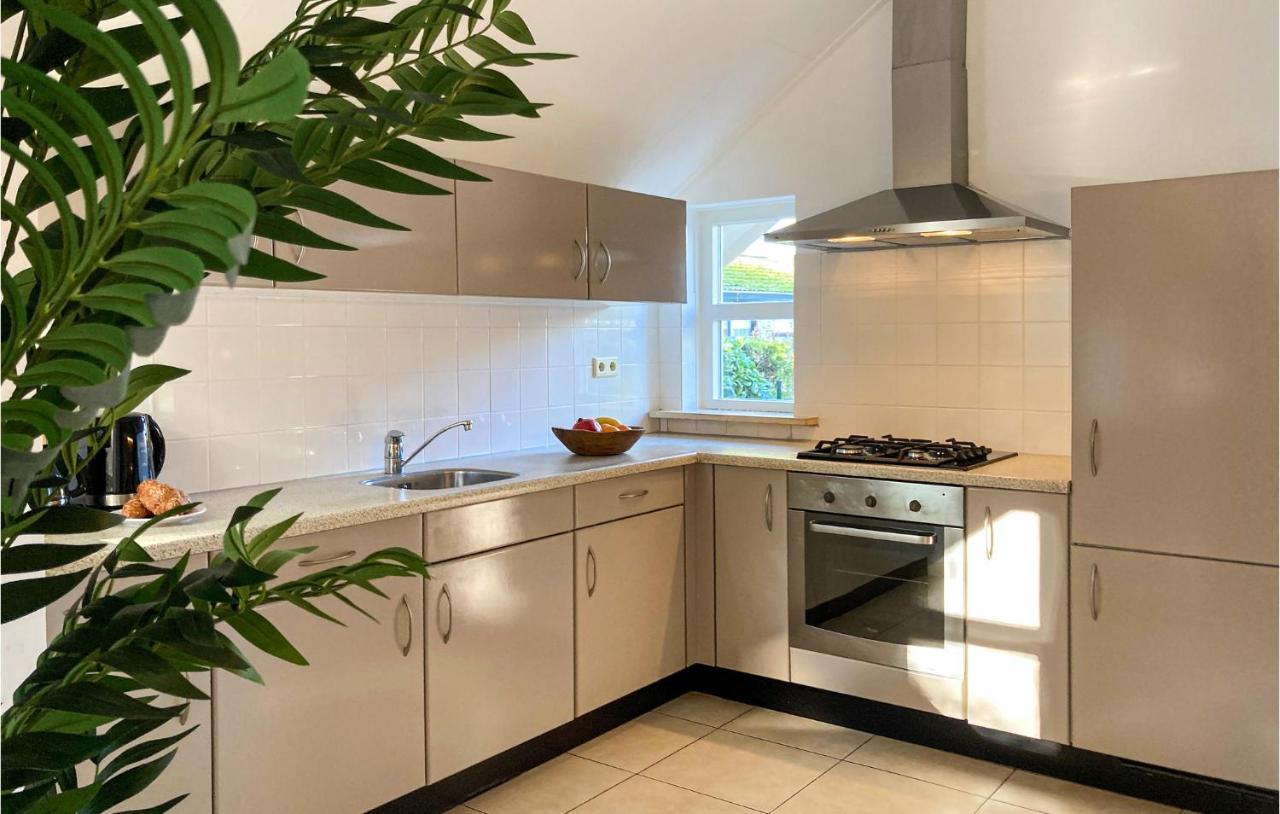Nice Home In Putten With Kitchen Exterior foto